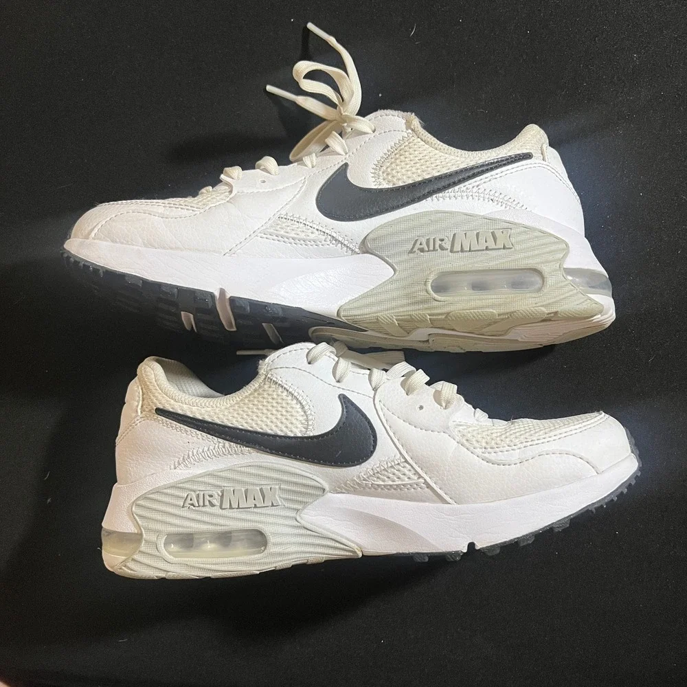 Nike Air Max Excee Women's White Black Sneakers CD5432-101 Size 8